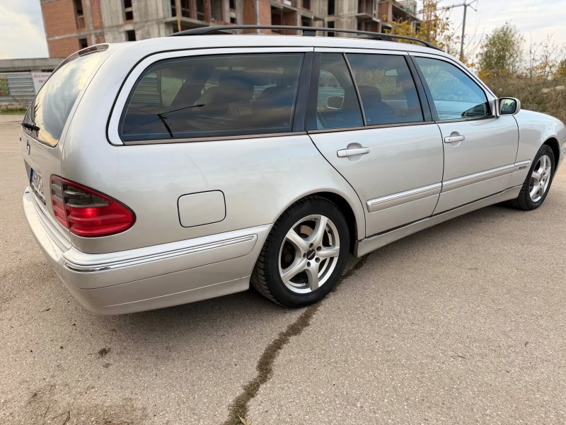 Mercedes-Benz E 240 W210 AVANGADRE Газ/Атоматик, снимка 5 - Автомобили и джипове - 52352550