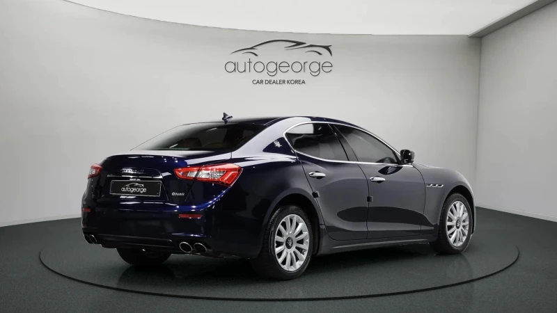 Maserati Ghibli 3.0, снимка 2 - Автомобили и джипове - 52443743