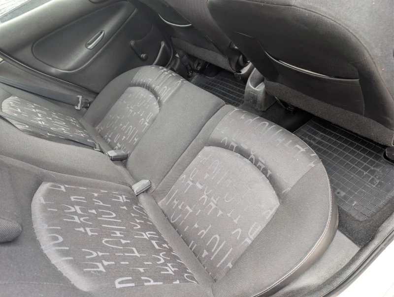 Peugeot 206, снимка 13 - Автомобили и джипове - 52691470