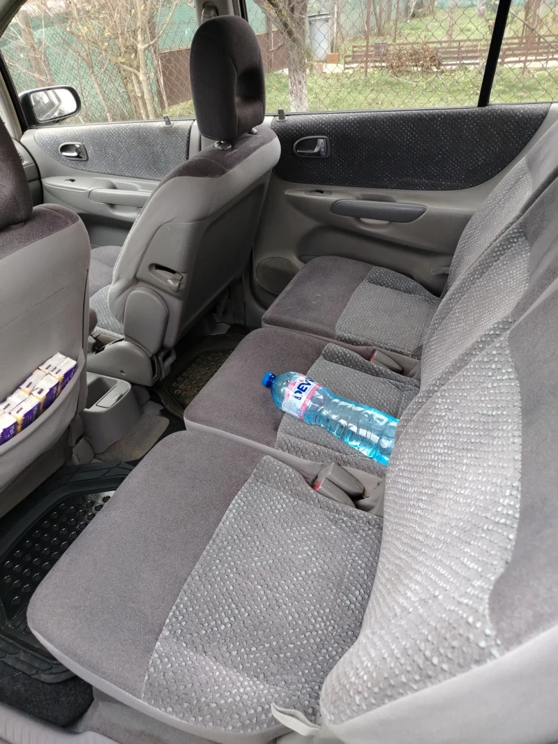 Mazda Premacy 2000куб., снимка 4 - Автомобили и джипове - 52723469