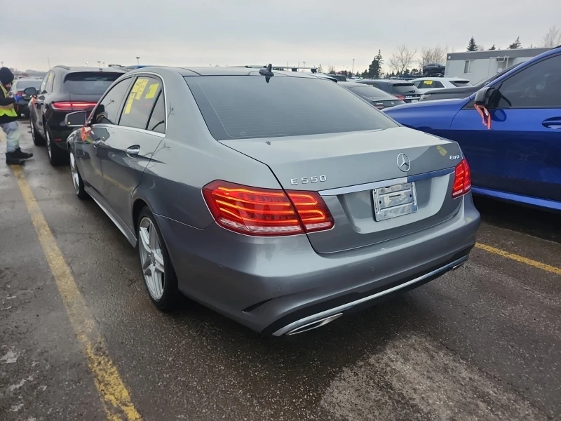 Mercedes-Benz E 500 E550* * AMG* * 4MATIC* * CARFAX* * АВТО КРЕДИТ* * , снимка 3 - Автомобили и джипове - 53163338