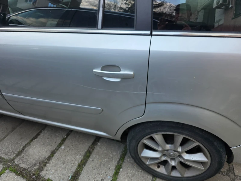 Opel Zafira Автоматик 7 места, снимка 5 - Автомобили и джипове - 53254284