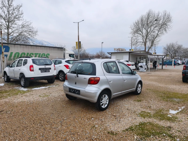 Toyota Yaris КАТО НОВА, снимка 6 - Автомобили и джипове - 53340723