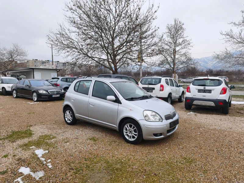 Toyota Yaris КАТО НОВА, снимка 4 - Автомобили и джипове - 53340723
