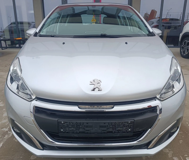 Peugeot 208 1.2i Газов Ижекцион