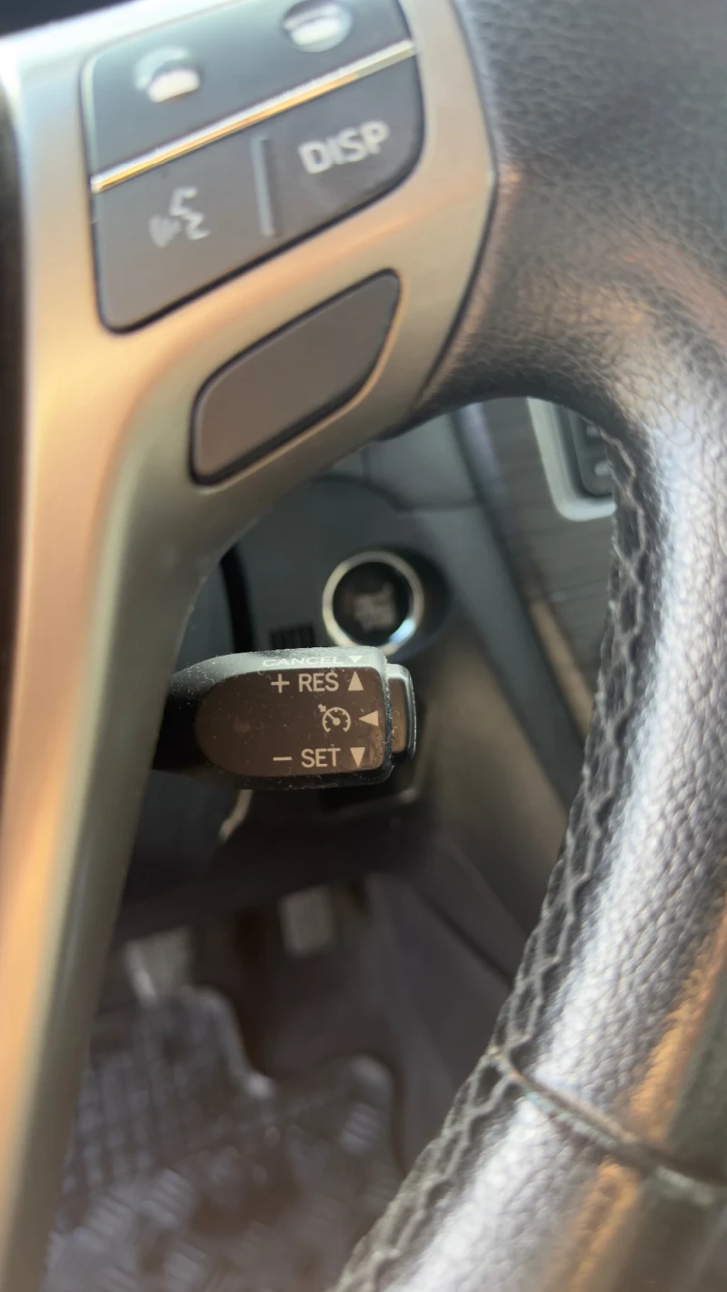 Toyota Avensis 2.2D4D!KEYLESS!НАВИГАЦИЯ!АВТОПИЛОТ!CLIMATRONIC!TOP, снимка 14 - Автомобили и джипове - 53412175