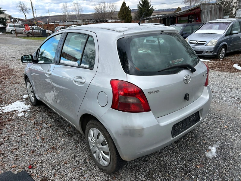 Toyota Yaris 1.0, снимка 7 - Автомобили и джипове - 53525495