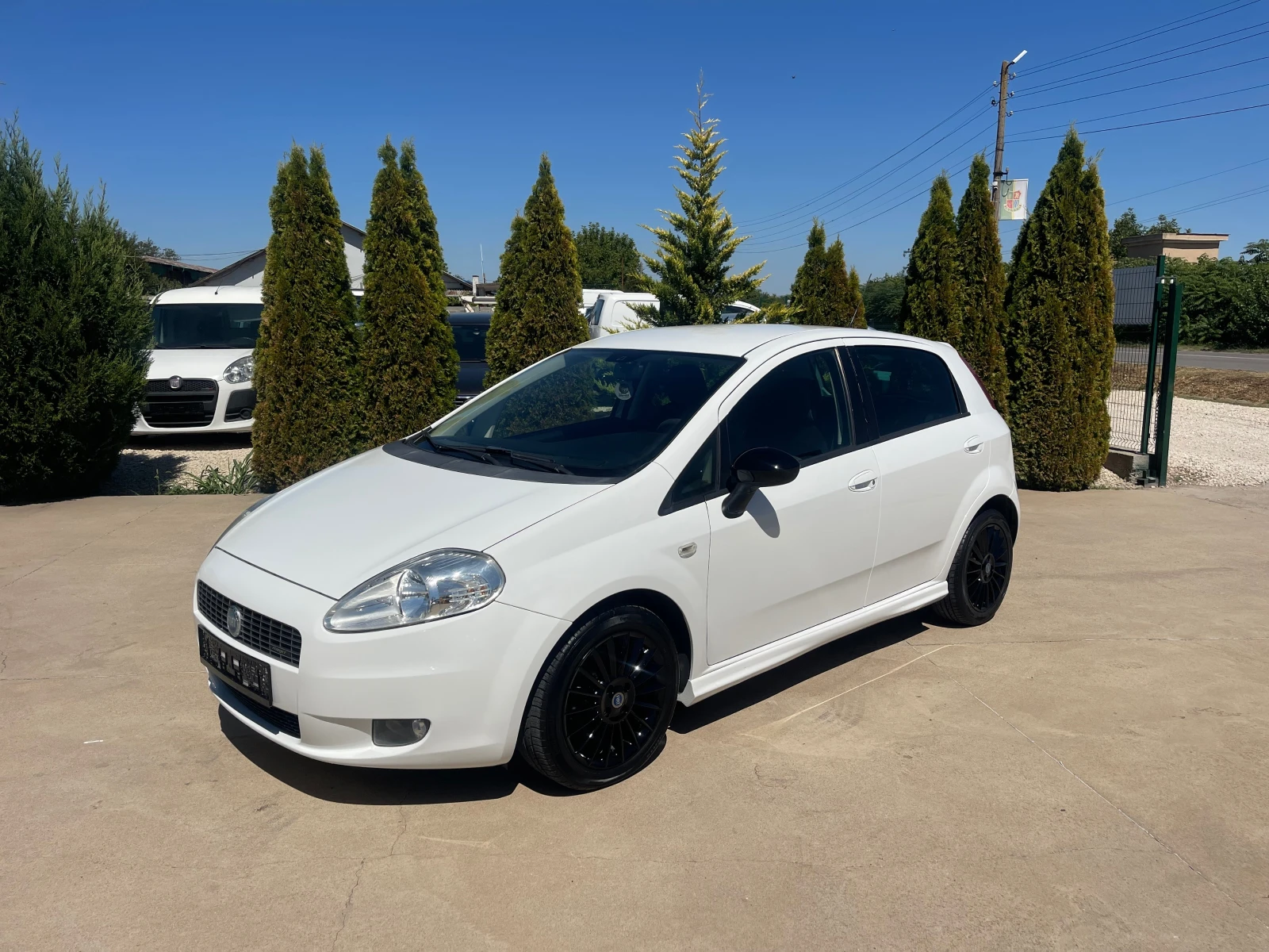 Fiat Punto 1.4 6скорости - изображение 2