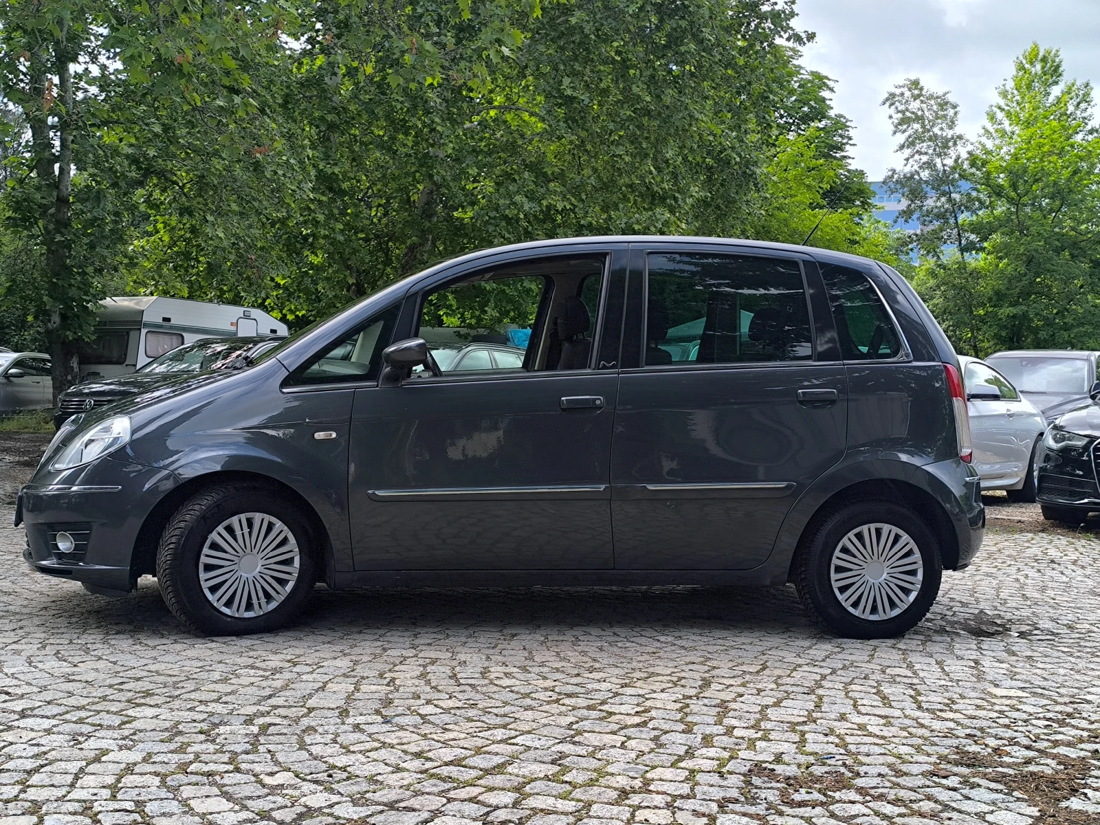 Lancia Musa 1.4 АВТОМАТИК - изображение 7
