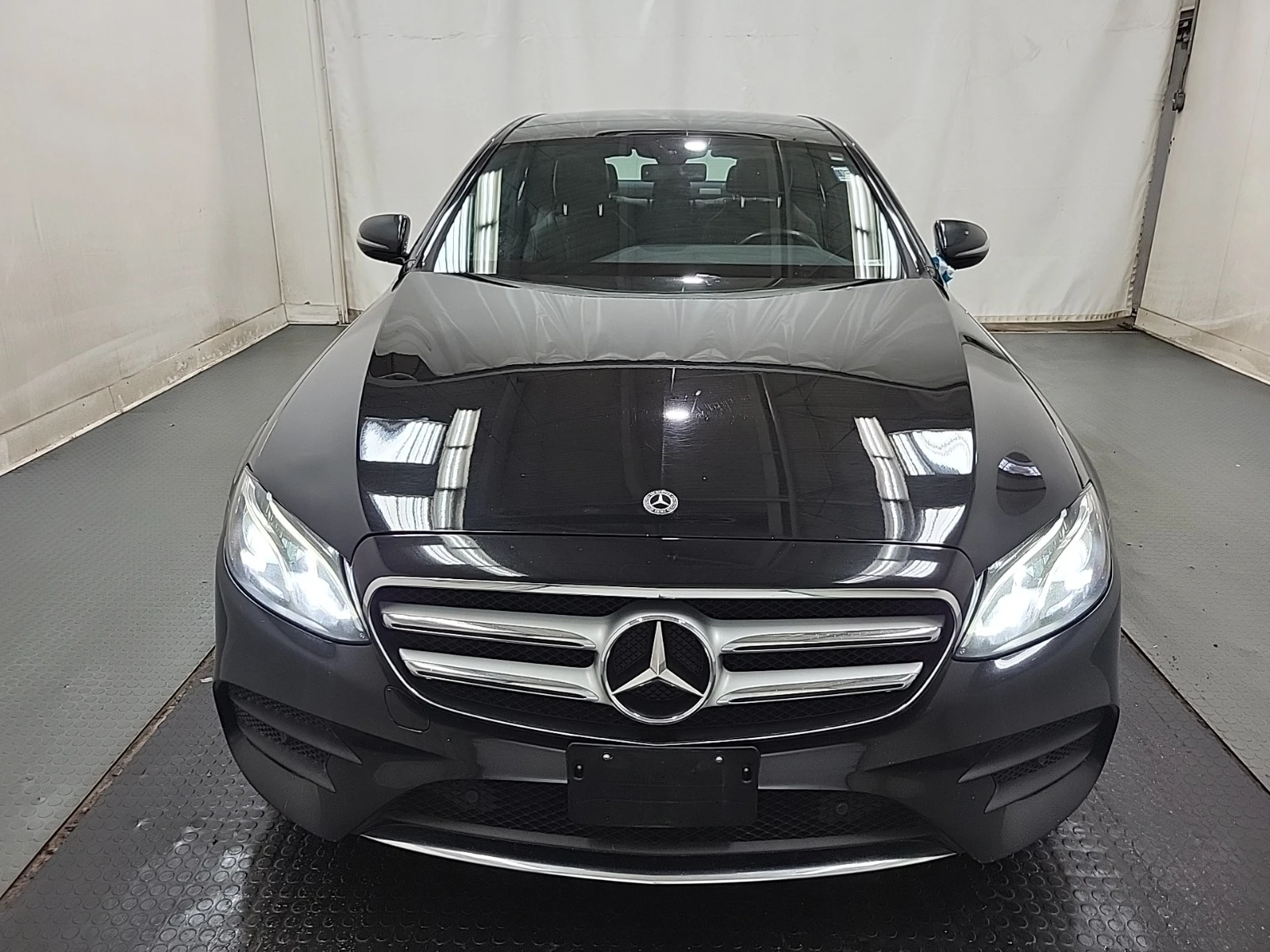 Mercedes-Benz E 300 * 4MATIC* МЪРТВА ТОЧКА* CARFAX АВТОКРЕДИТ - изображение 5