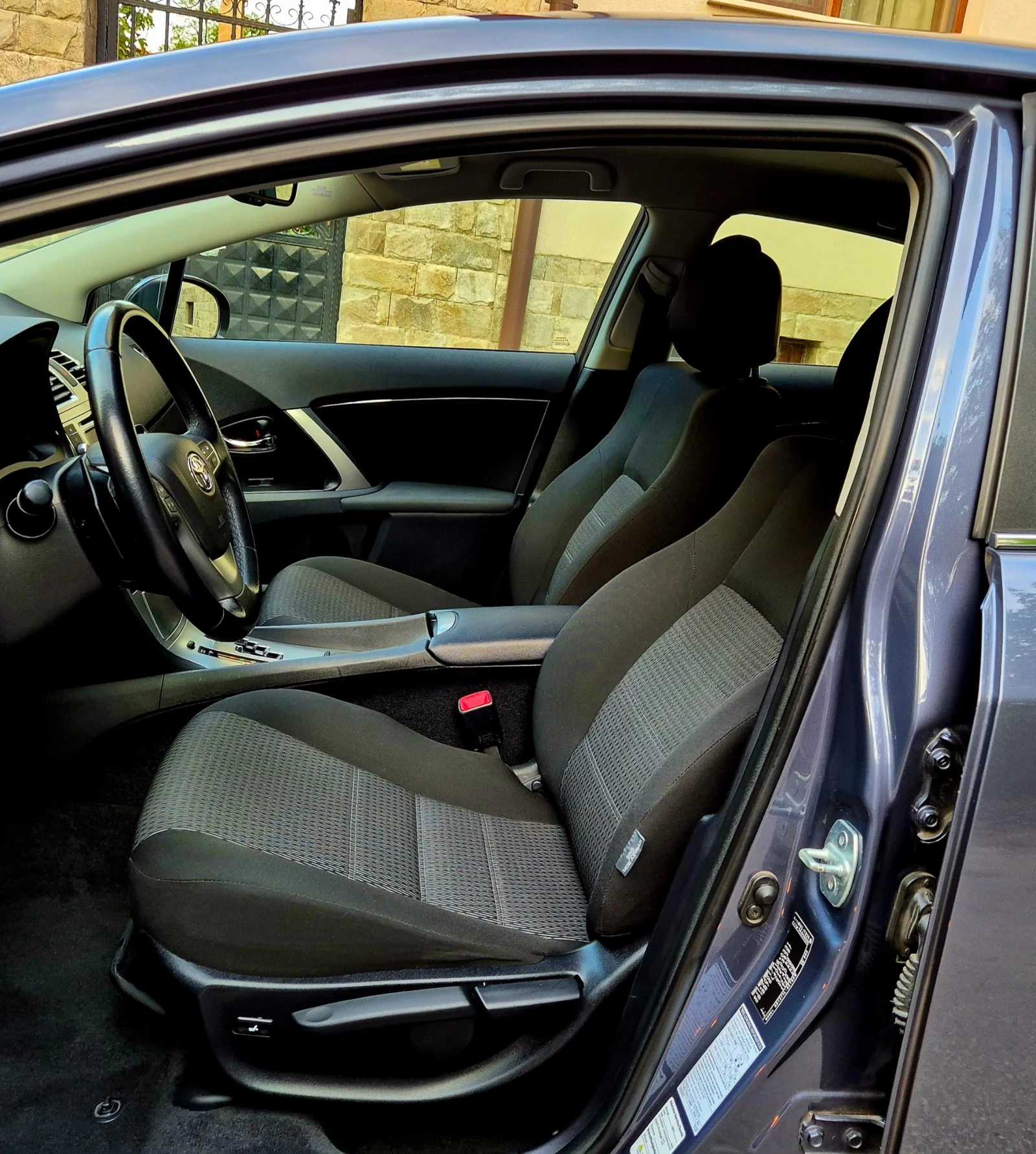 Toyota Avensis 2.2d-EDITION-FACELIFT-avtomat- navi-veriga-japan  | Mobile.bg   14