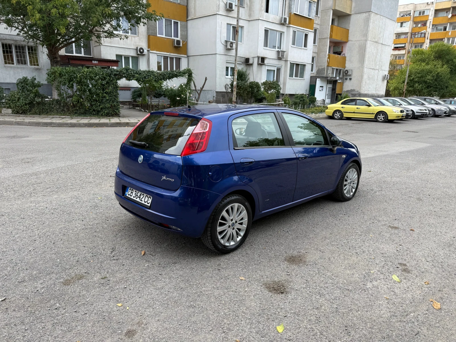 Fiat Punto 1.3 multijet Grande Punto напълно обслужена  - изображение 4