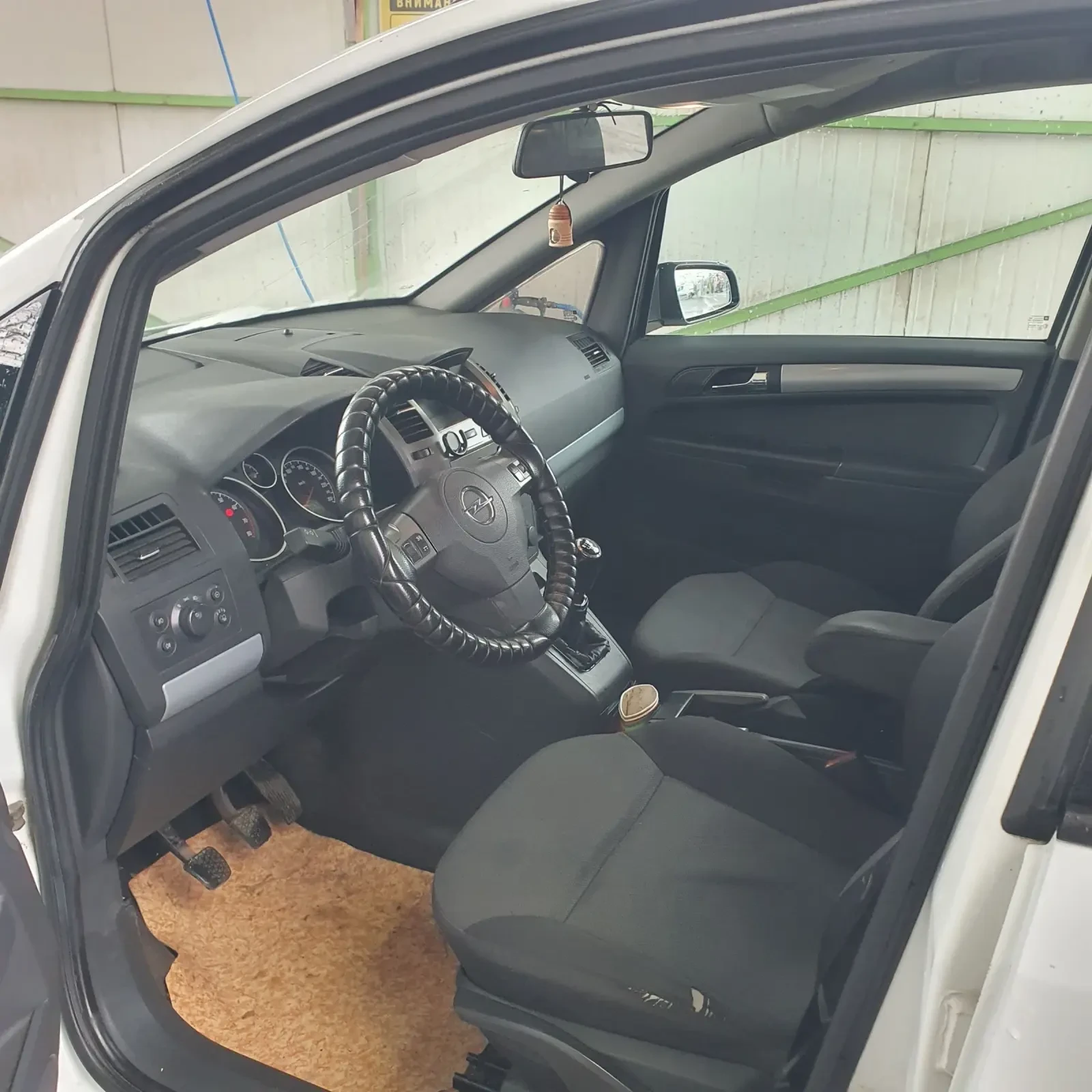 Opel Zafira 1.6 16V Газ/Бензин - изображение 7