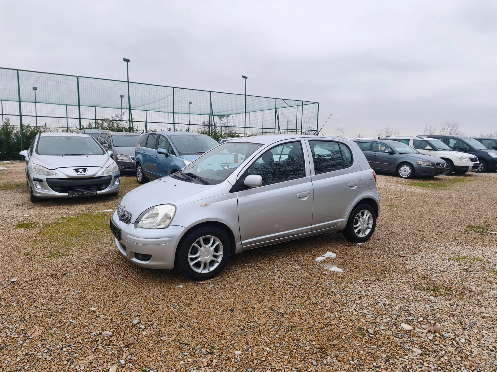 Toyota Yaris ���� ���� | Mobile.bg � ����������� 10