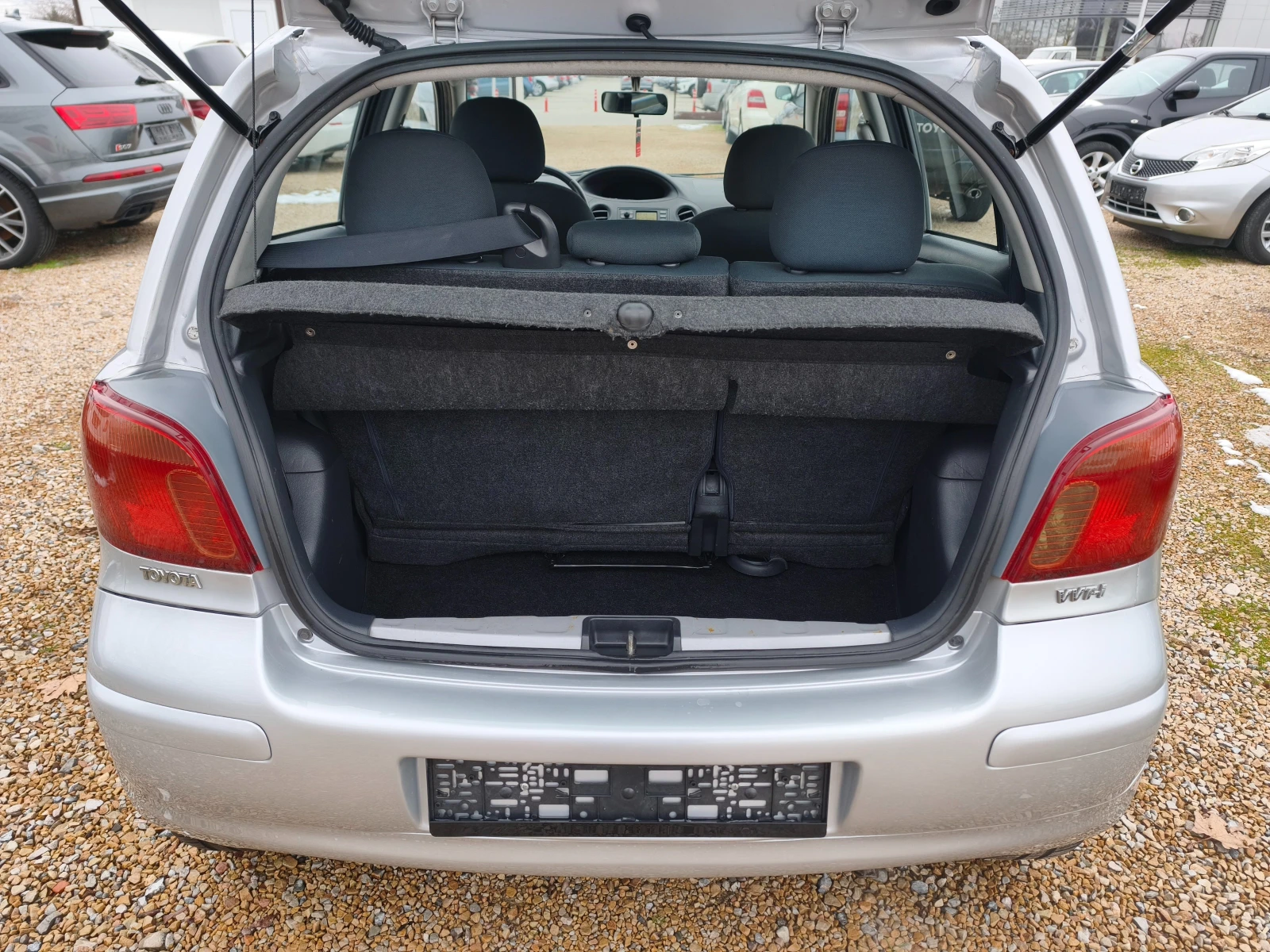 Toyota Yaris ���� ���� | Mobile.bg � ����������� 16