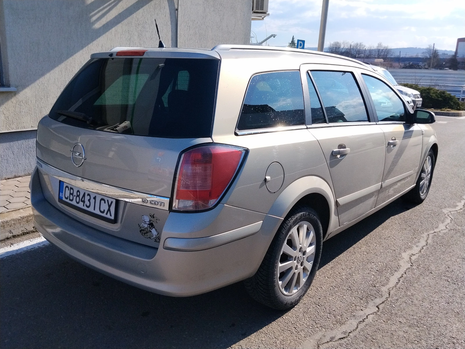 Opel Astra 1.9 JTD/120к., снимка 6 - Автомобили и джипове - 53747444