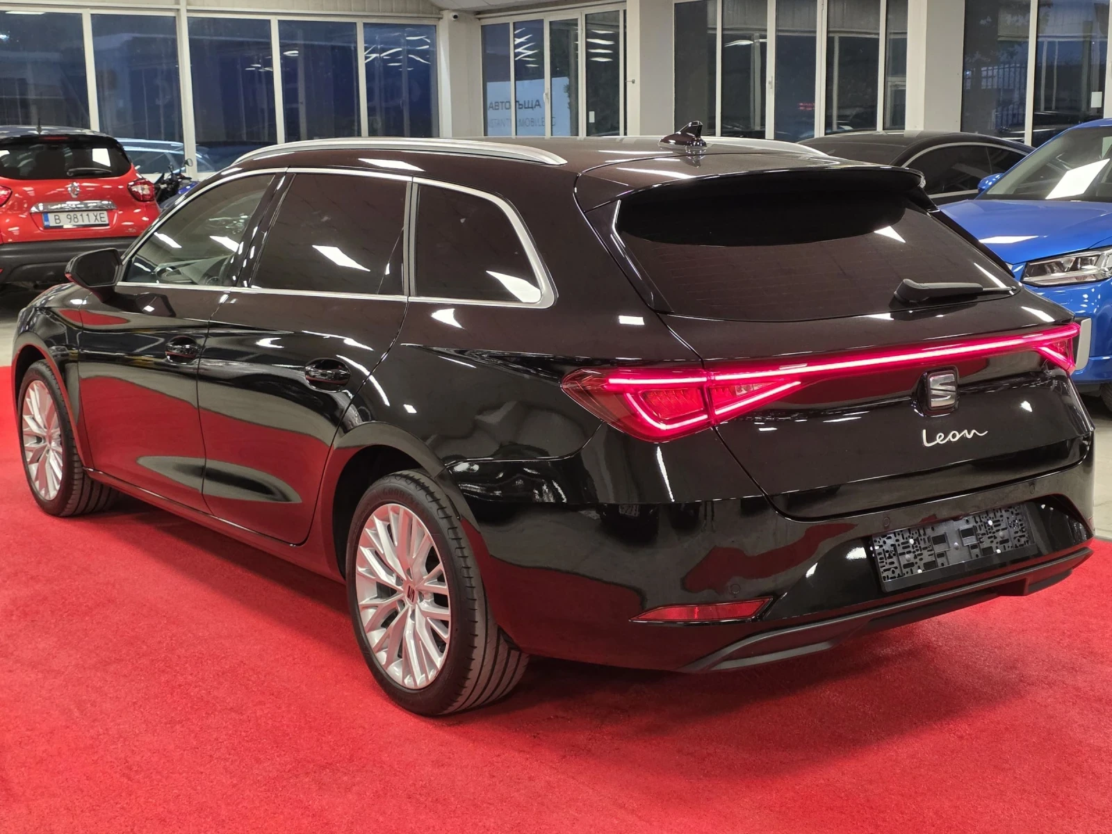 Seat Leon Xcellance | 1.5 eTSI Hybrid | DSG7 | FULL, снимка 4 - Автомобили и джипове - 53826527