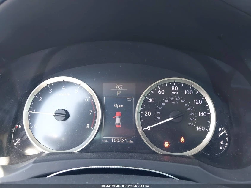 Lexus IS 200 2.0l T, снимка 7 - Автомобили и джипове - 53935107