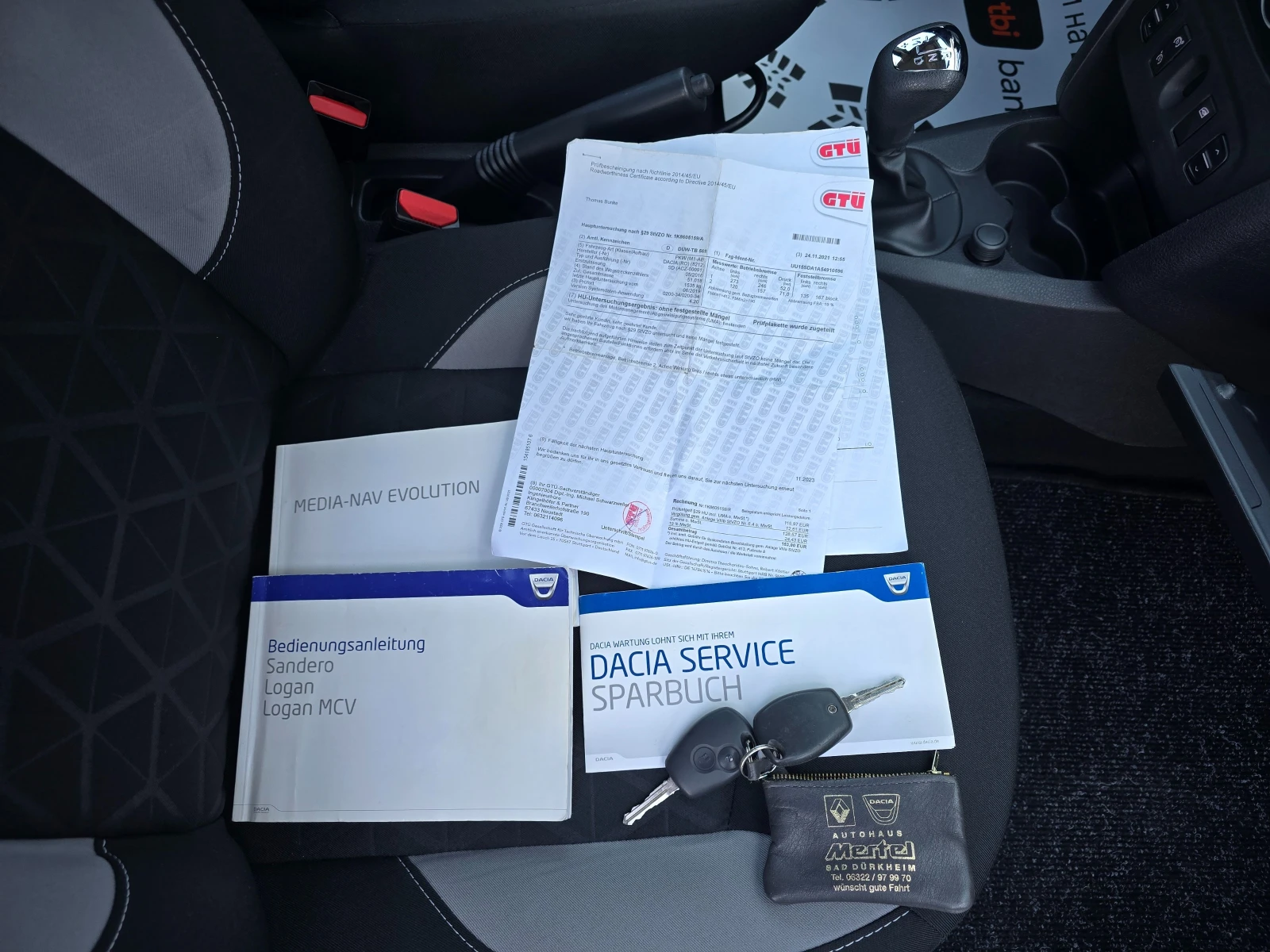 Dacia Sandero Автоматик !!EURO6B!!102000кm!!, снимка 17 - Автомобили и джипове - 53979920