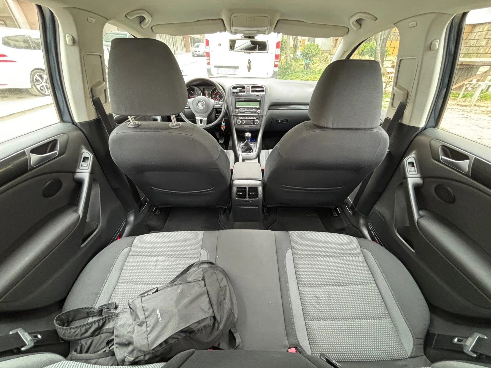 VW Golf, снимка 5 - Автомобили и джипове - 54019793