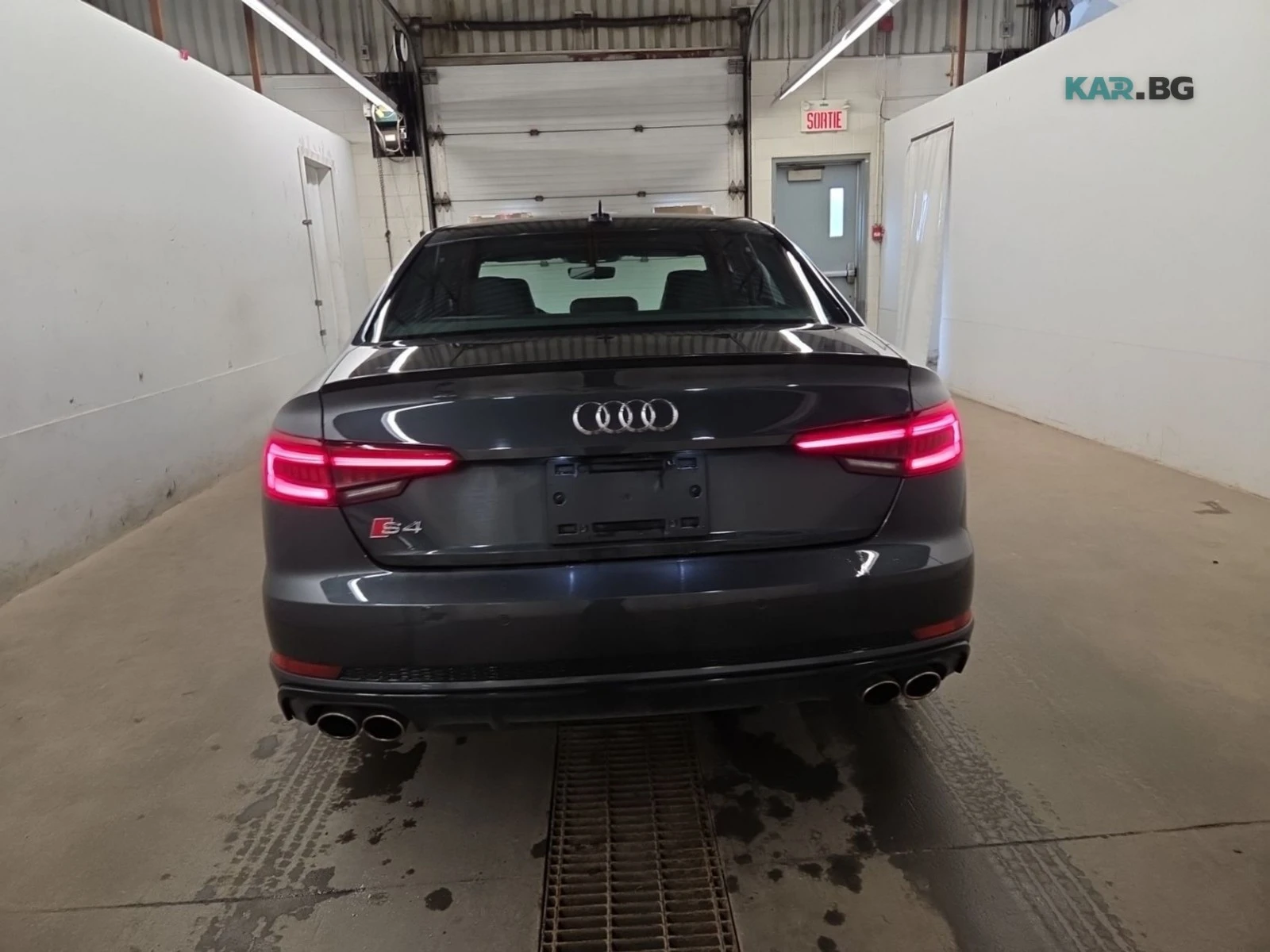 Audi S4 АВТОКРЕДИТ ЦЕНА ДО БЪЛГАРИЯ, снимка 5 - Автомобили и джипове - 54779339