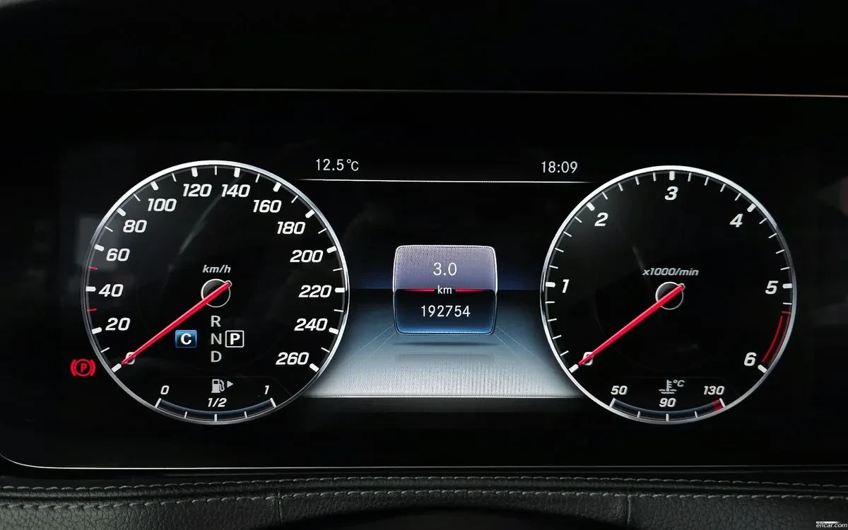 Mercedes-Benz S 400 LONG* 4MATIC* TV* DISTR* FULL* КРАЙНА ЦЕНА ДО БГ* , снимка 7 - Автомобили и джипове - 54969524