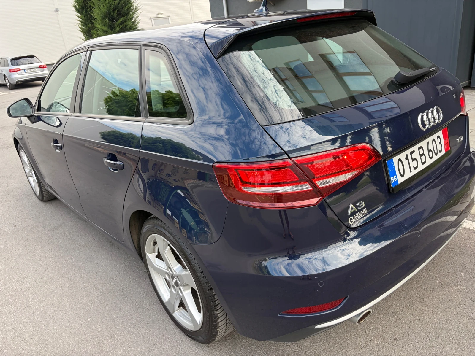 Audi A3 1.6TDI 147000km , снимка 6 - Автомобили и джипове - 55197089