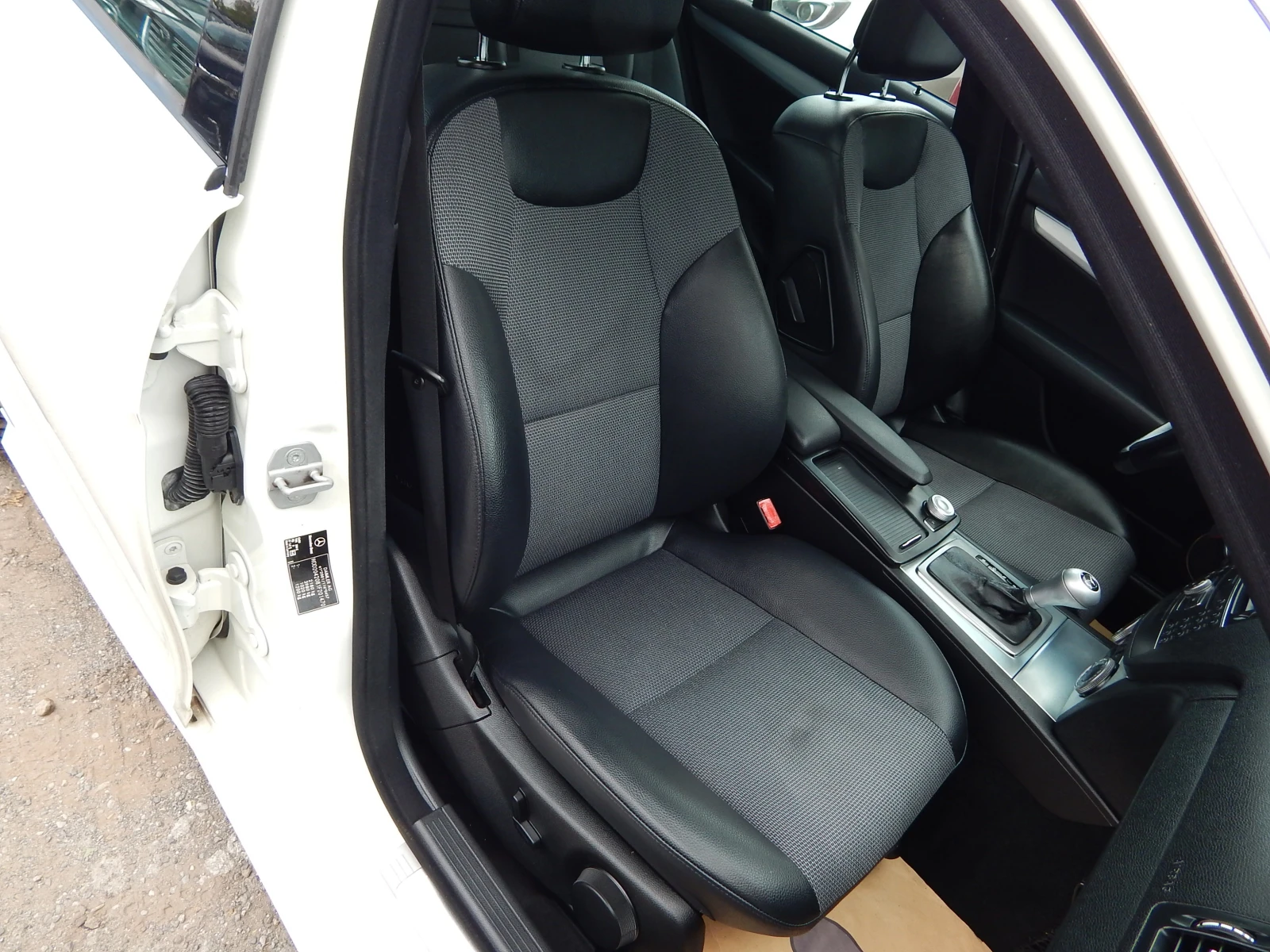Mercedes-Benz C 220 2.2CDI* AMG* , снимка 17 - Автомобили и джипове - 55325860