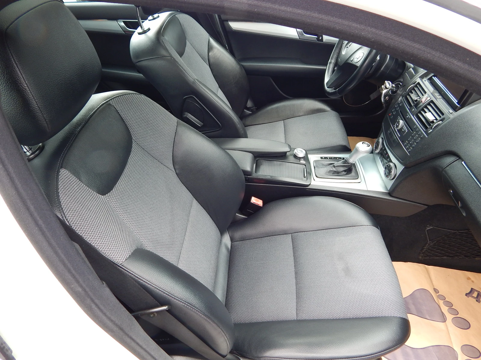 Mercedes-Benz C 220 2.2CDI* AMG* , снимка 16 - Автомобили и джипове - 55325860