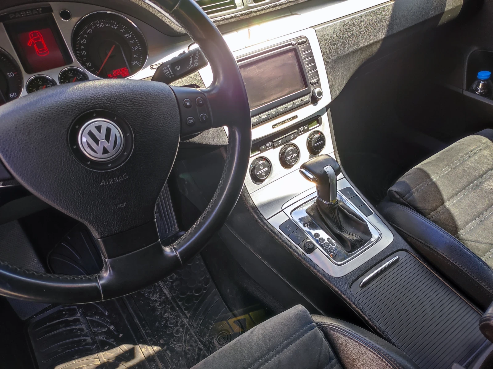 VW Passat, снимка 8 - Автомобили и джипове - 55501692