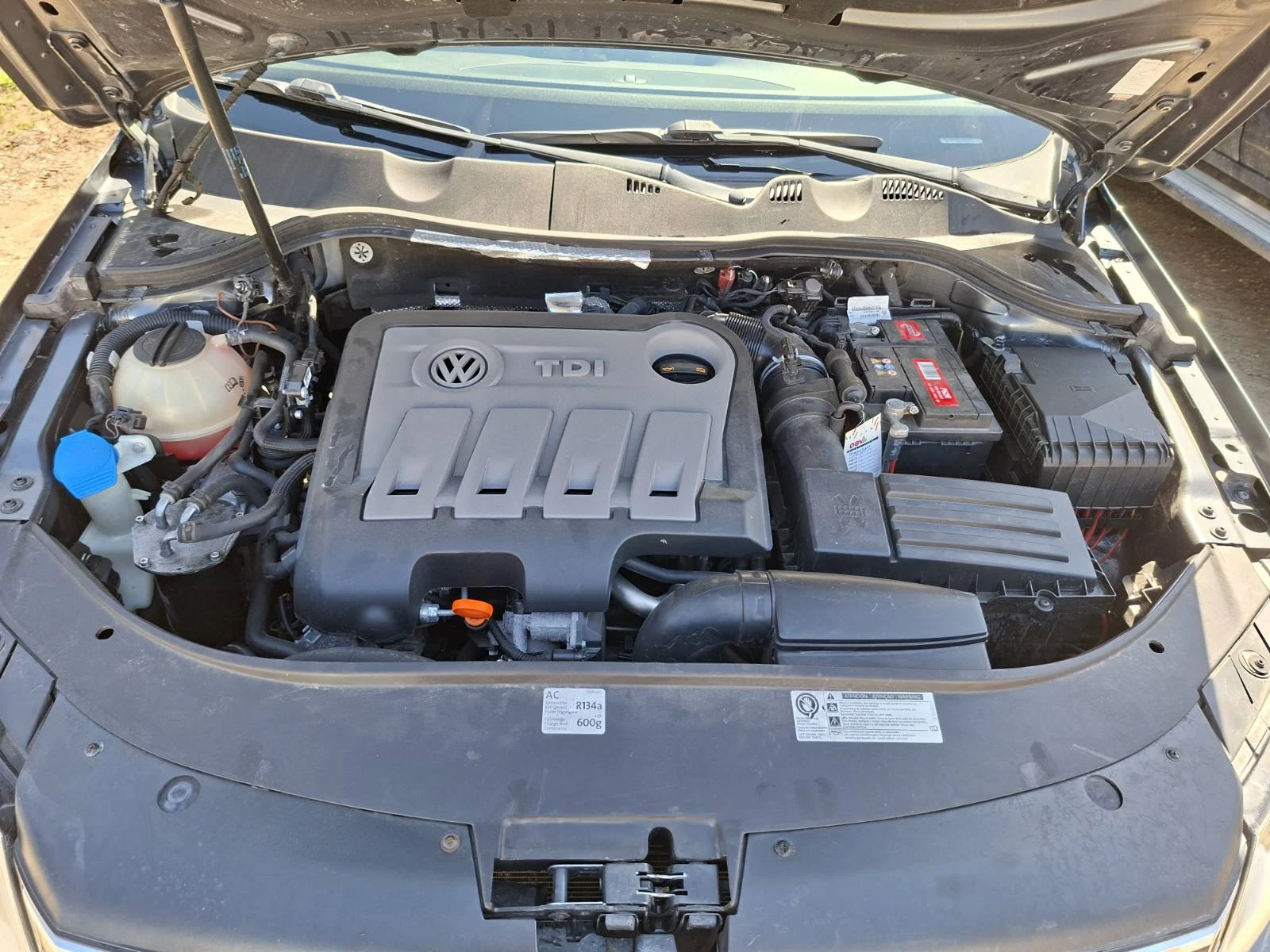 VW Passat, снимка 3 - Автомобили и джипове - 55507238