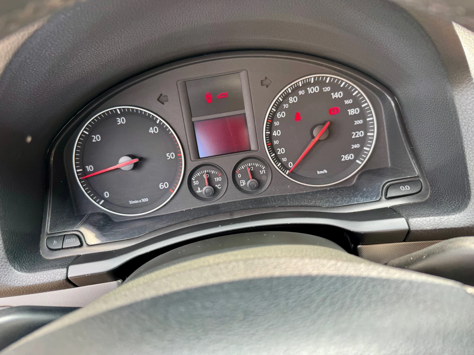 VW Golf, снимка 6 - Автомобили и джипове - 55602920