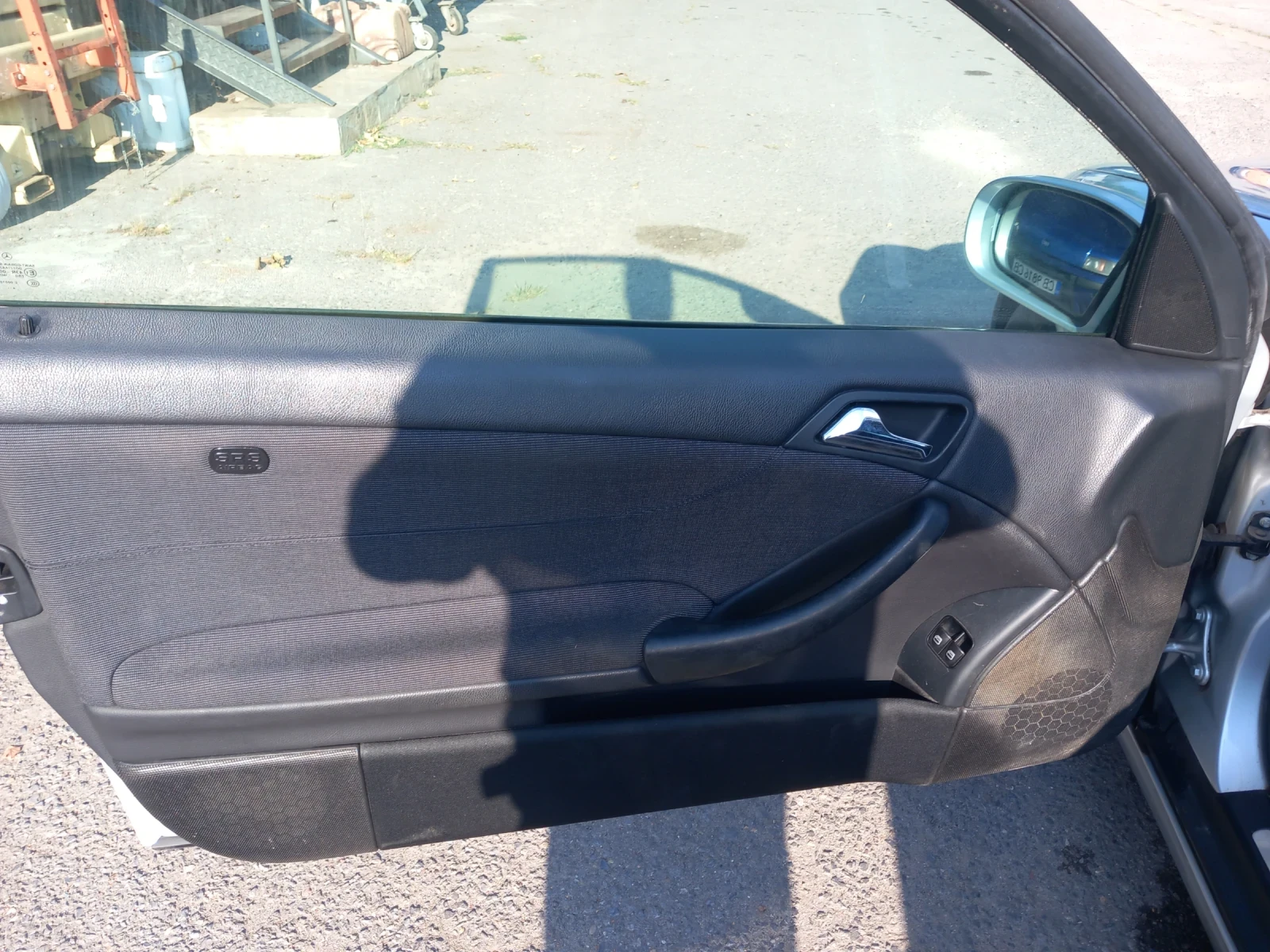 Mercedes-Benz C 180 6 скорости , снимка 7 - Автомобили и джипове - 55621849