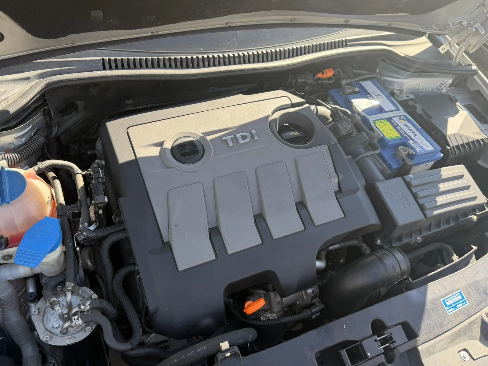 Seat Leon LE, снимка 9 - Автомобили и джипове - 56725485
