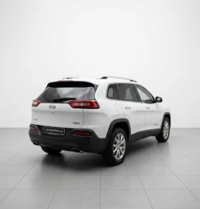 Jeep Cherokee 2.2 TDI 4x4, снимка 2
