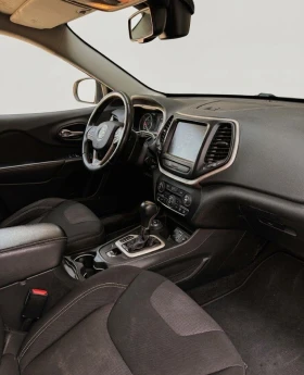 Jeep Cherokee 2.2 TDI 4x4, снимка 4