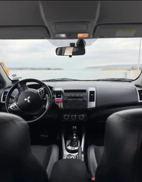 Mitsubishi Outlander, снимка 11