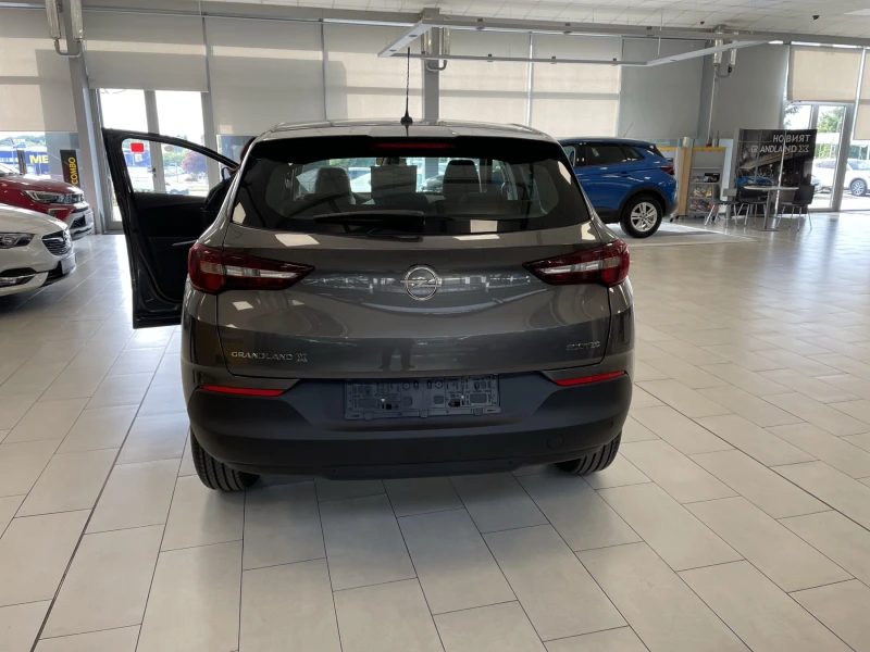 Opel Grandland X 1.2 Turbo, снимка 9 - Автомобили и джипове - 48567295