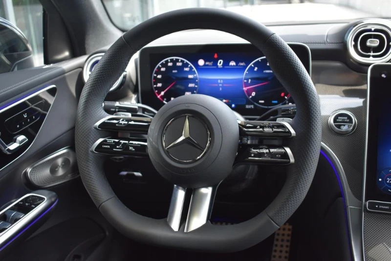 Mercedes-Benz GLC 450d* AMG* COUPE* BURM* PANO* DIST* 360 CAM* CARPL, снимка 5 - Автомобили и джипове - 51324443