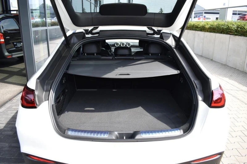 Mercedes-Benz GLC 450d* AMG* COUPE* BURM* PANO* DIST* 360 CAM* CARPL, снимка 10 - Автомобили и джипове - 51324443