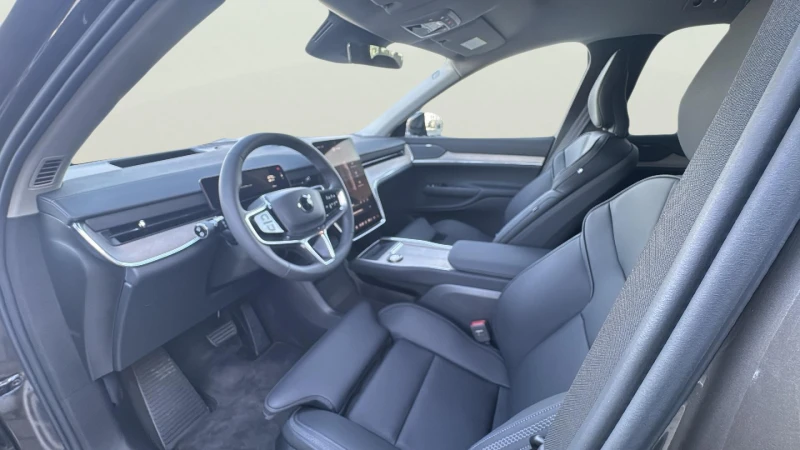 Volvo EX90 Електрически, снимка 13 - Автомобили и джипове - 51884626