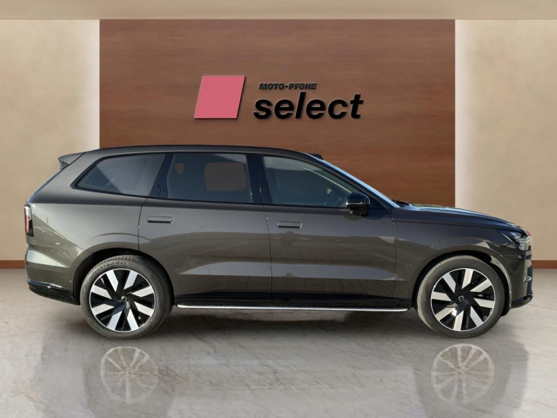 Volvo EX90 Електрически, снимка 5 - Автомобили и джипове - 51884626