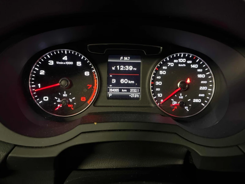 Audi Q3 * АВТО КРЕДИТ* ЦЕНА ДО БГ * СЕРВИЗНА ИСТОРИЯ * , снимка 8 - Автомобили и джипове - 52694448