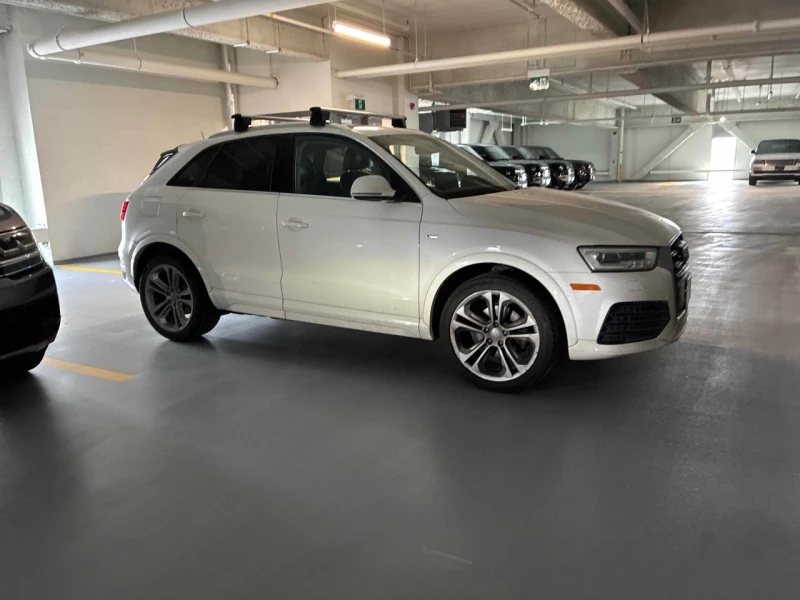 Audi Q3 * АВТО КРЕДИТ* ЦЕНА ДО БГ * СЕРВИЗНА ИСТОРИЯ * , снимка 4 - Автомобили и джипове - 52694448