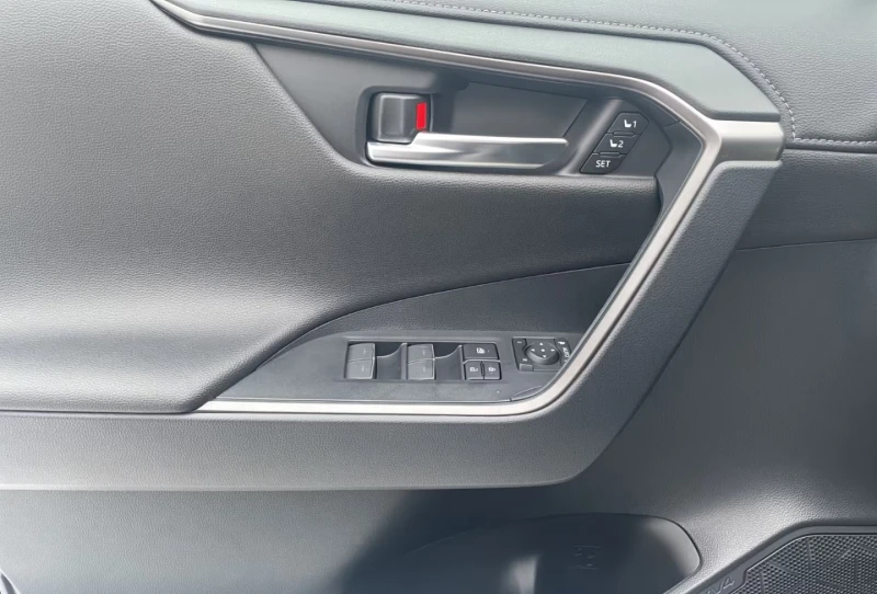 Toyota Rav4 2.5PHEV/306HP/GR-SPORT/4X4/HUD/360/MEMO/JBL/669g, снимка 11 - Автомобили и джипове - 52751766