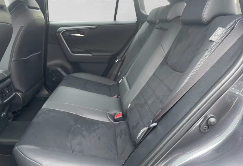 Toyota Rav4 2.5PHEV/306HP/GR-SPORT/4X4/HUD/360/MEMO/JBL/669g, снимка 13 - Автомобили и джипове - 52751766