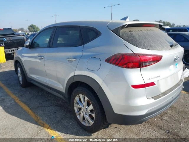 Hyundai Tucson SE, снимка 13 - Автомобили и джипове - 47546117