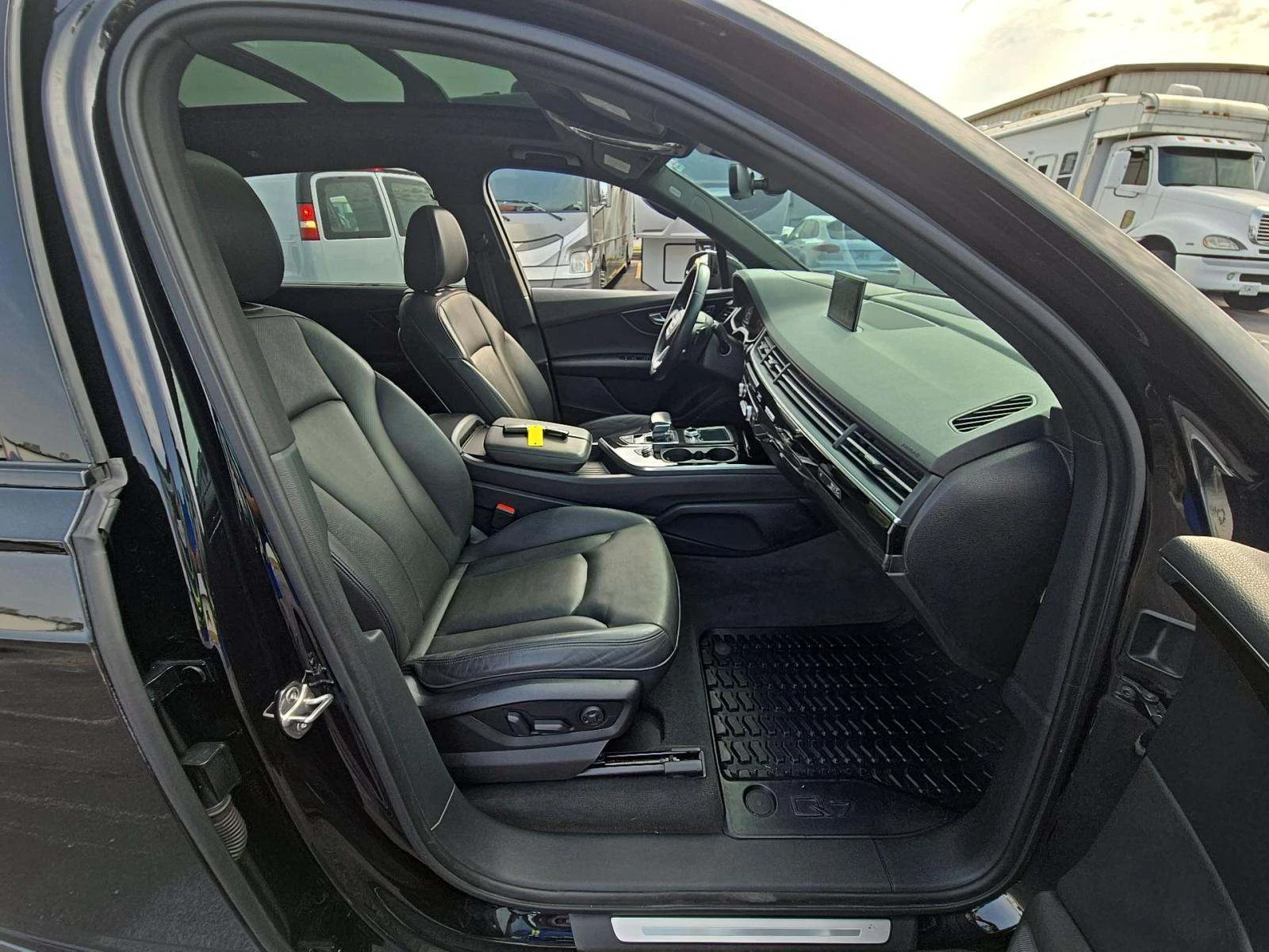 Audi Q7 BLACK OPTIC* MATRIX* DISTRONIK* ОБДУХ* HEADUP* 360 - изображение 10