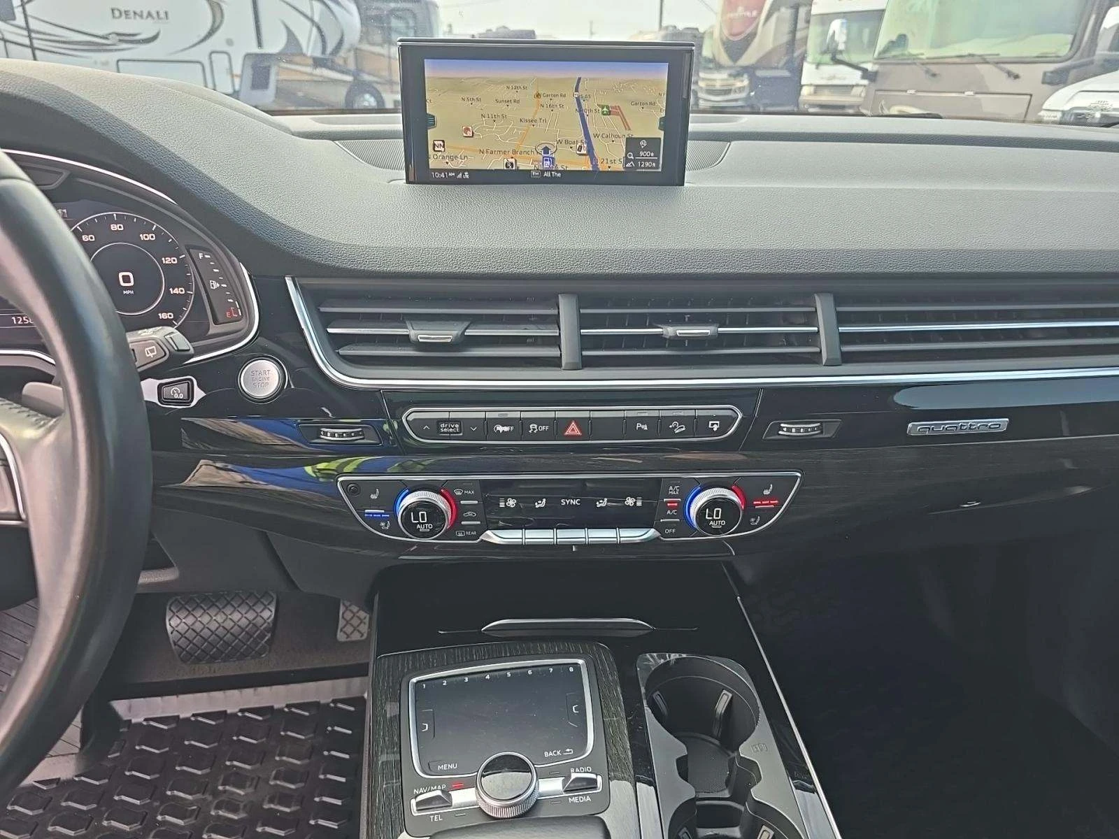 Audi Q7 BLACK OPTIC* MATRIX* DISTRONIK* ОБДУХ* HEADUP* 360 - изображение 7