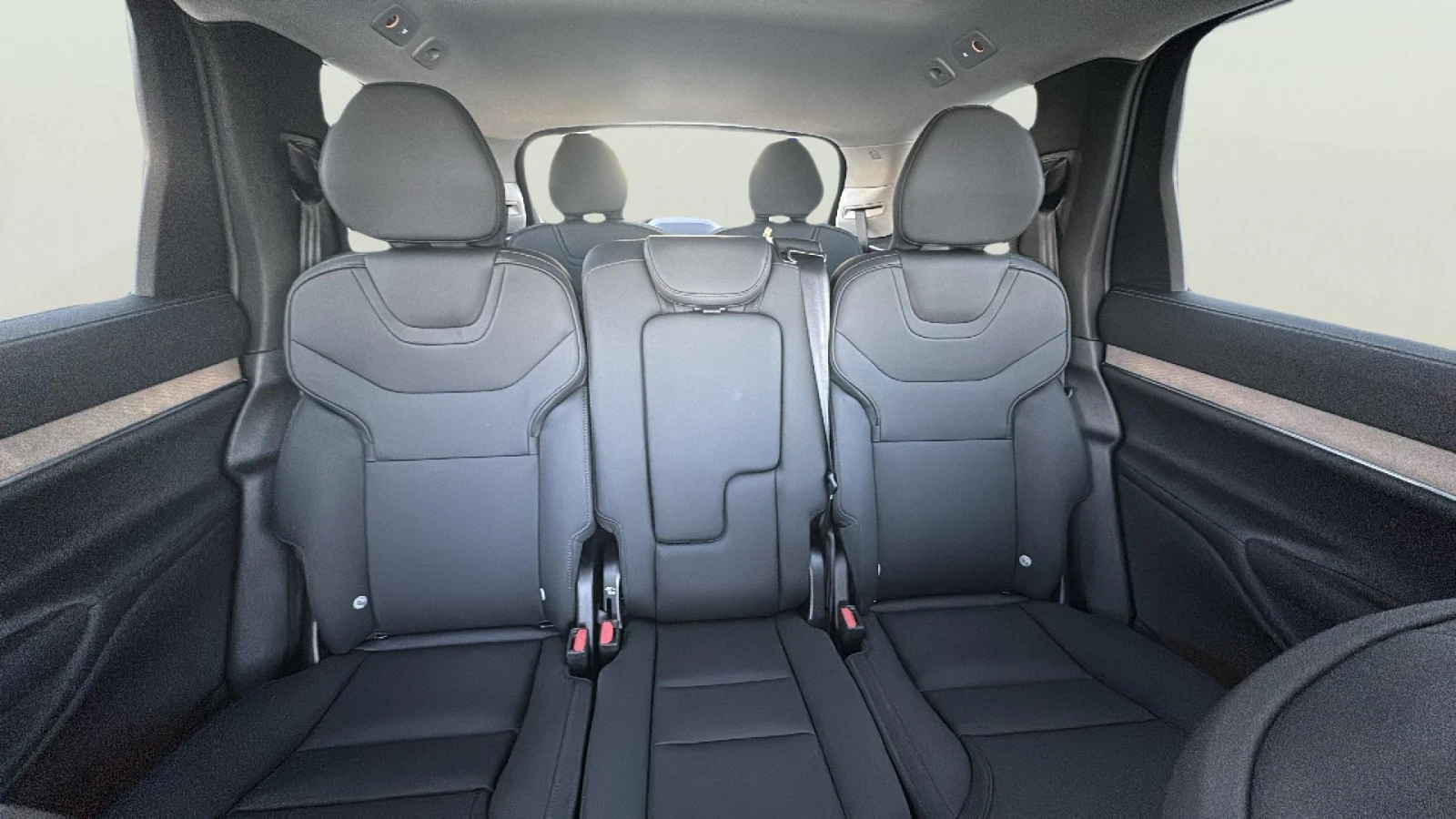 Volvo EX90  | Mobile.bg   15